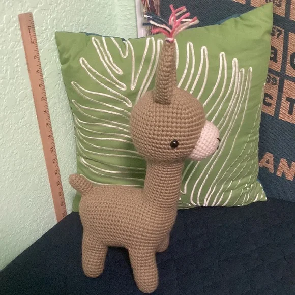 Crochet llama - Picture 13 of 16